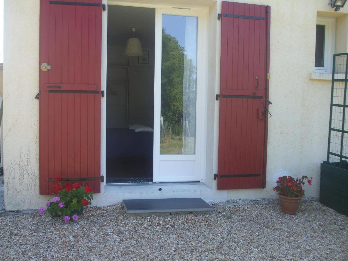 Les Chambres De Beauviel Saint-Jean-dʼEyraud 外观 照片