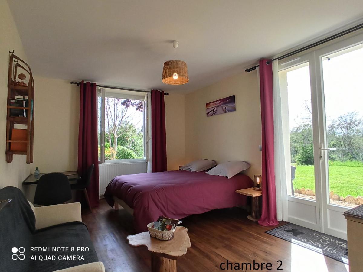 Les Chambres De Beauviel Saint-Jean-dʼEyraud 外观 照片